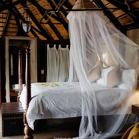 Monate Game Lodge Модимоле Екстериор снимка