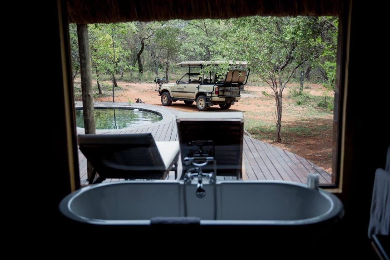 Monate Game Lodge Модимоле Стая снимка